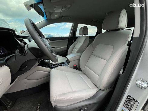 Hyundai Tucson 2017 серый - фото 33
