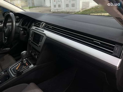 Volkswagen Passat 2016 - фото 21