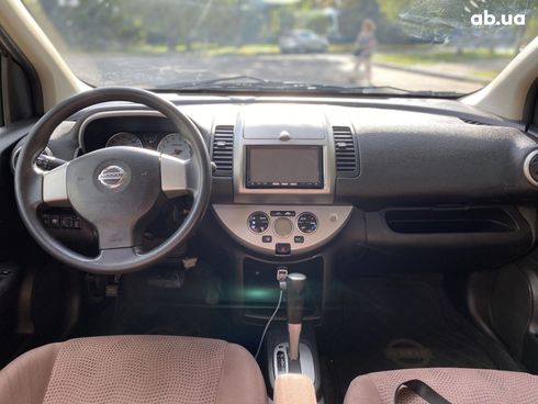 Nissan Note 2012 вишневый - фото 3