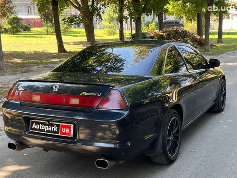 Honda Accord 2000 черный - фото 10