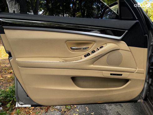 BMW 5 серия 2013 серый - фото 12