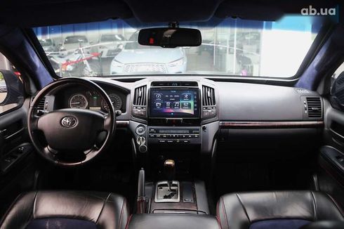 Toyota Land Cruiser 2011 - фото 12