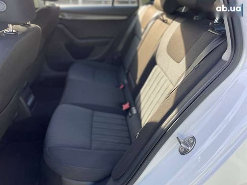 Skoda Octavia 2020 - фото 17