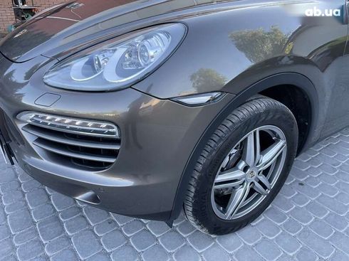 Porsche Cayenne 2012 - фото 27