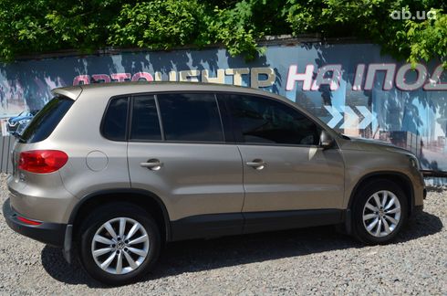 Volkswagen Tiguan 2011 бежевый - фото 6