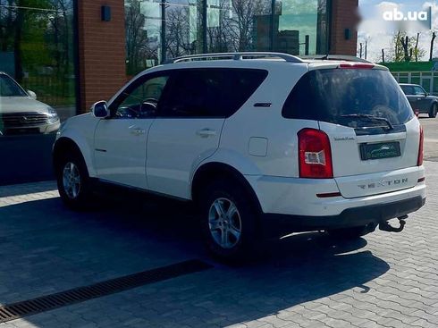 SsangYong Rexton 2017 - фото 11