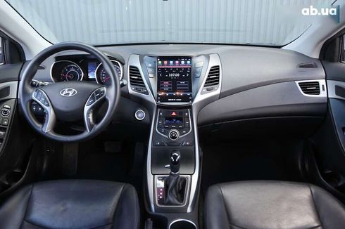 Hyundai Elantra 2013 - фото 14