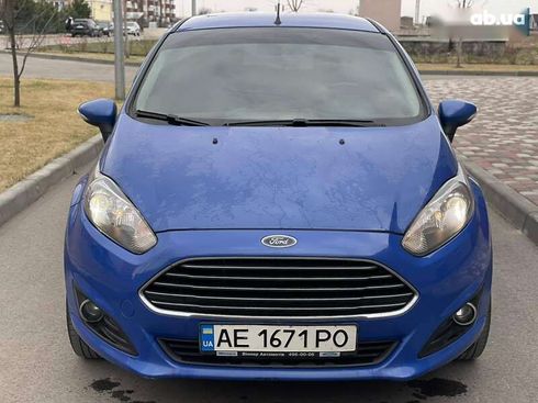 Ford Fiesta 2012 - фото 2