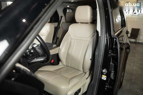 Land Rover Discovery 2019 - фото 16