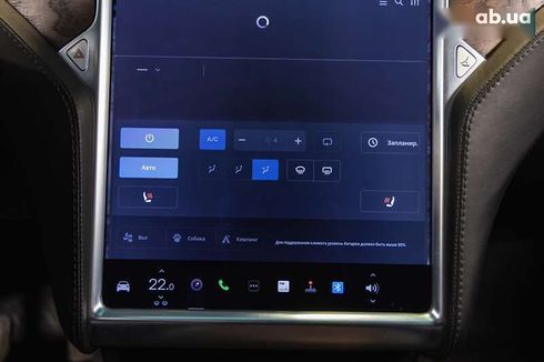 Tesla Model X 2017 - фото 29