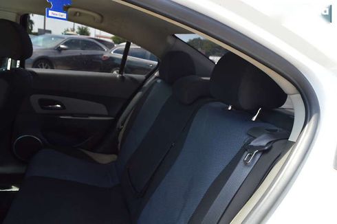 Chevrolet Cruze 2010 - фото 11