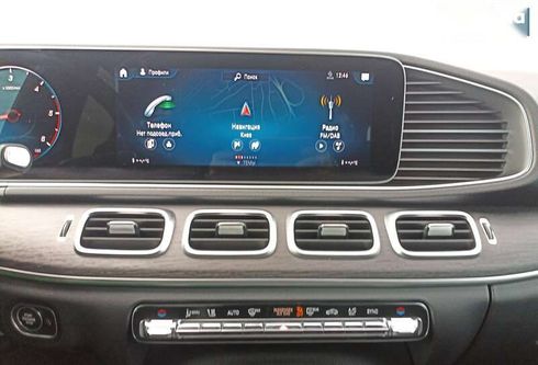 Mercedes-Benz GLE-Class 2021 - фото 13