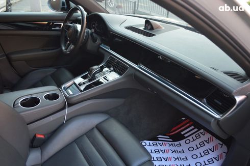 Porsche Panamera 4 E-Hybrid 2018 - фото 8