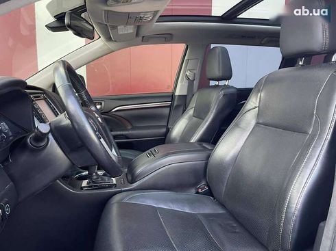 Toyota Highlander 2015 - фото 13