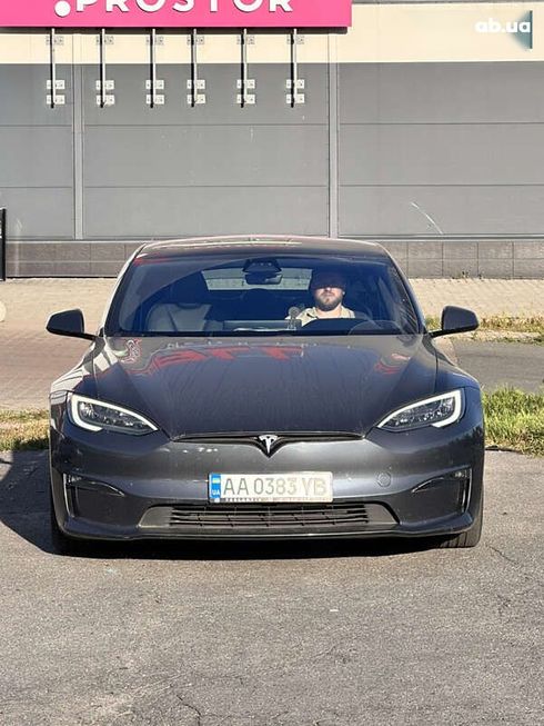 Tesla Model S 2021 - фото 11