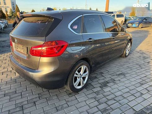BMW 2 Series Active Tourer 2017 - фото 6