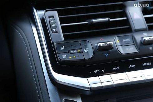 Toyota Land Cruiser 2021 - фото 21