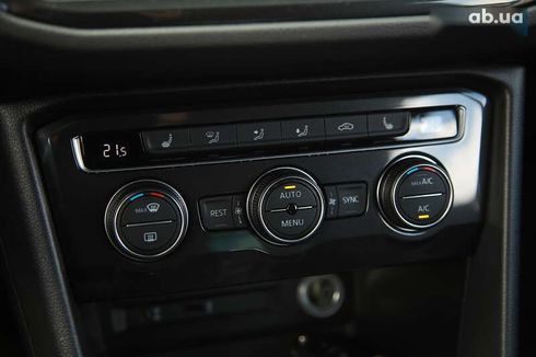 Volkswagen Tiguan 2018 - фото 17