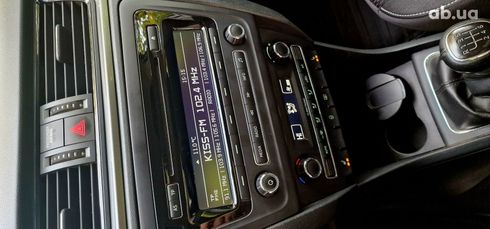 Skoda Rapid 2013 бежевый - фото 17