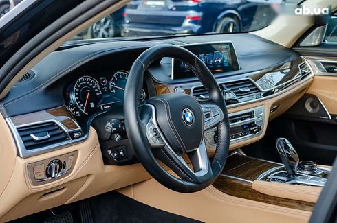 BMW 7 серия 2016 - фото 19