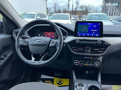 Ford Escape 2021 - фото 13