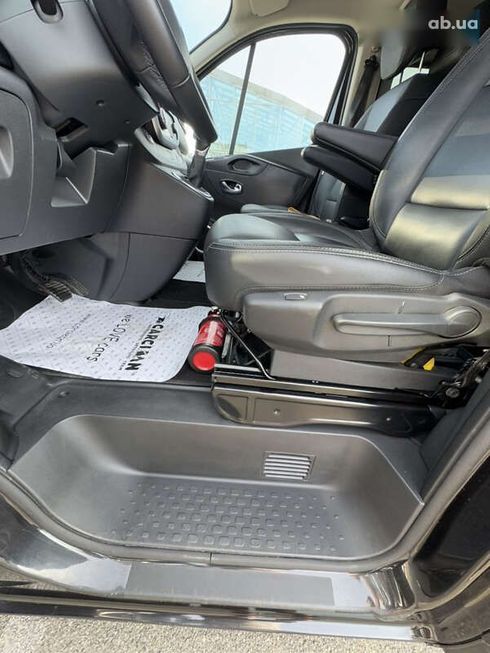 Renault Trafic 2019 - фото 26