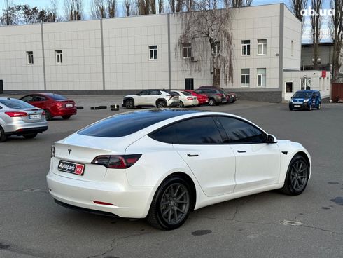 Tesla Model 3 2021 белый - фото 5