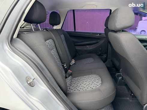 Skoda Fabia 2007 - фото 11