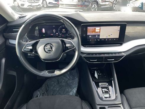 Skoda Octavia 2021 - фото 16