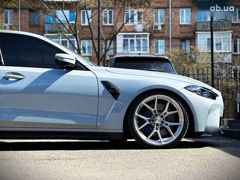 BMW M3 2021 - фото 8