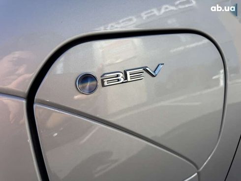 Toyota bZ 2025 - фото 13