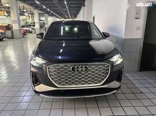 Продаж вживаних Audi Q4 e-tron 2023 року в Києві - купити на Автобазарі