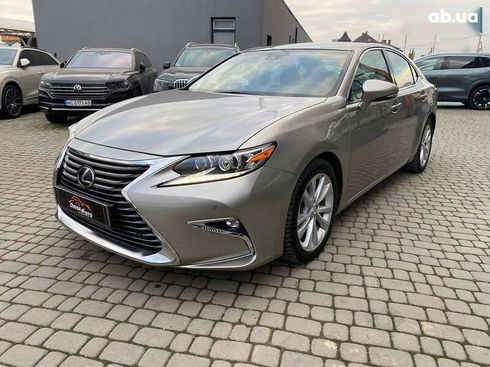 Lexus ES 2017 - фото 3