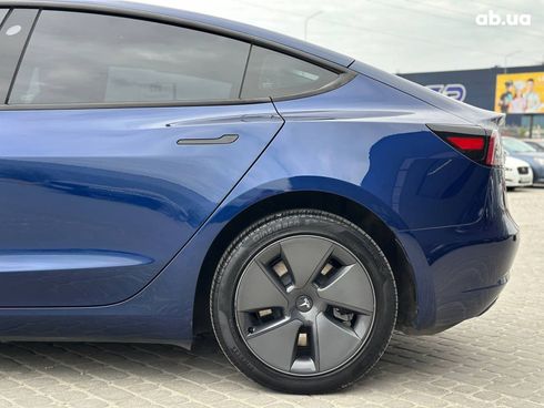 Tesla Model 3 2023 синий - фото 6