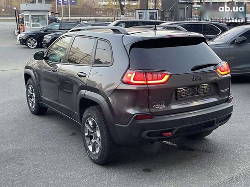 Jeep Cherokee 2019 - фото 4