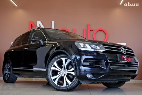 Volkswagen Touareg 2015 черный - фото 4