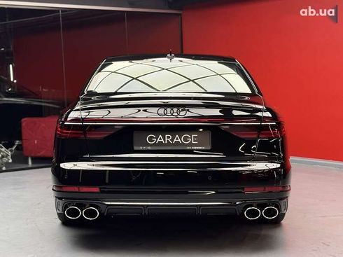 Audi S8 2024 - фото 17