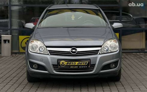 Opel Astra 2009 - фото 2