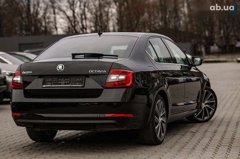 Skoda Octavia 2018 - фото 7