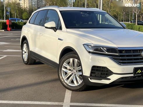 Volkswagen Touareg 2019 - фото 3