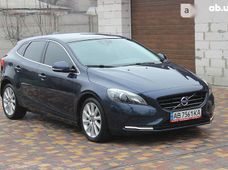 Продажа б/у Volvo V40 2015 года в Днепре - купить на Автобазаре