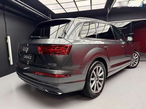 Audi Q7 2019 - фото 19