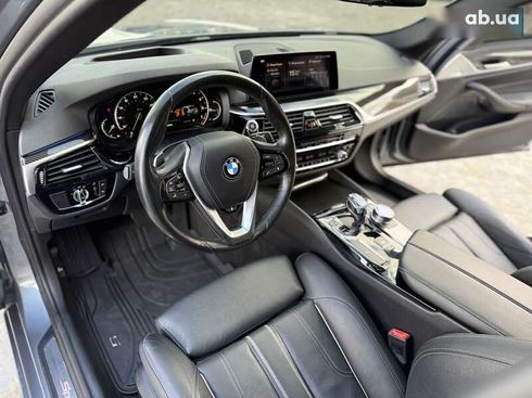 BMW 5 серия 2018 - фото 14