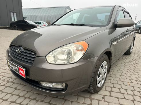 Hyundai Accent 2008 бежевый - фото 9