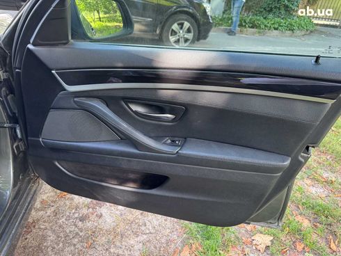 BMW 5 серия 2015 серый - фото 52