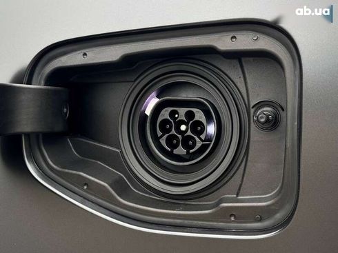 BMW M5 2025 - фото 24