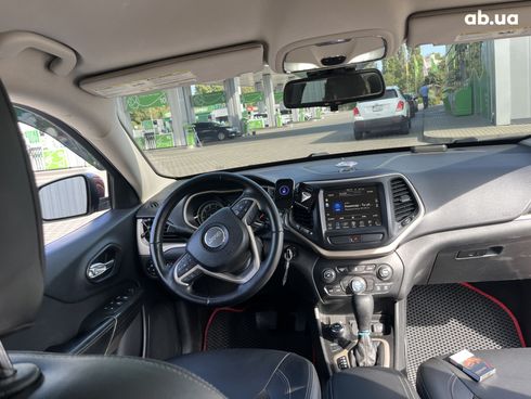 Jeep Cherokee 2015 красный - фото 3
