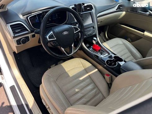 Ford Fusion 2016 - фото 8