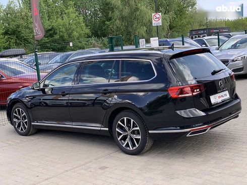 Volkswagen Passat 2021 - фото 22