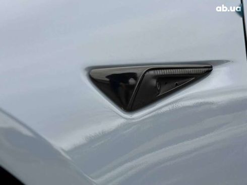 Tesla Model 3 2021 - фото 10